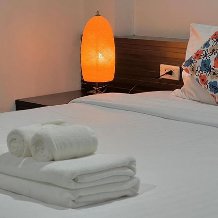 צ'יאנג מאי De Nawarat Chiangmai Boutique Apartment מראה חיצוני תמונה