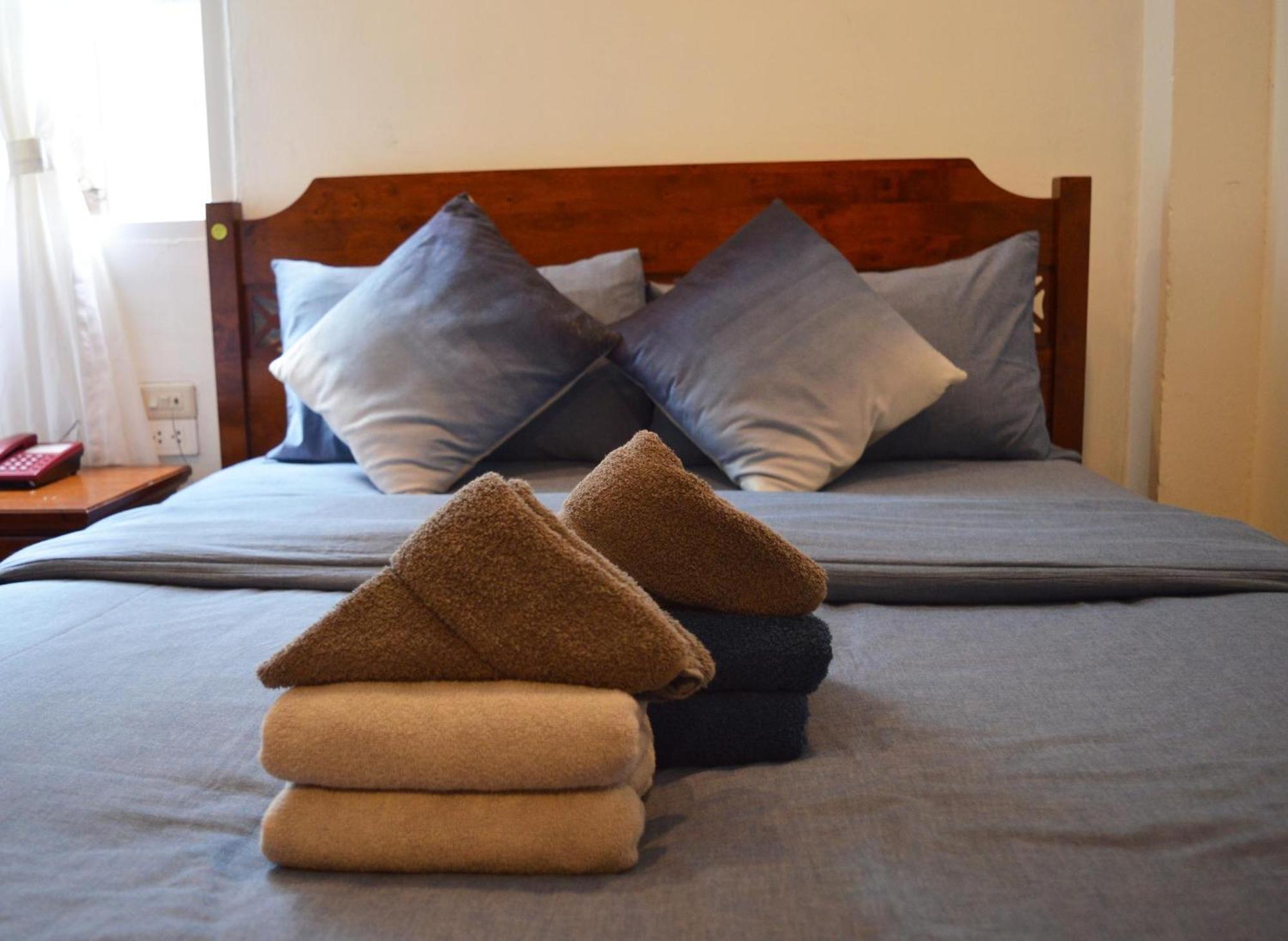 צ'יאנג מאי De Nawarat Chiangmai Boutique Apartment מראה חיצוני תמונה