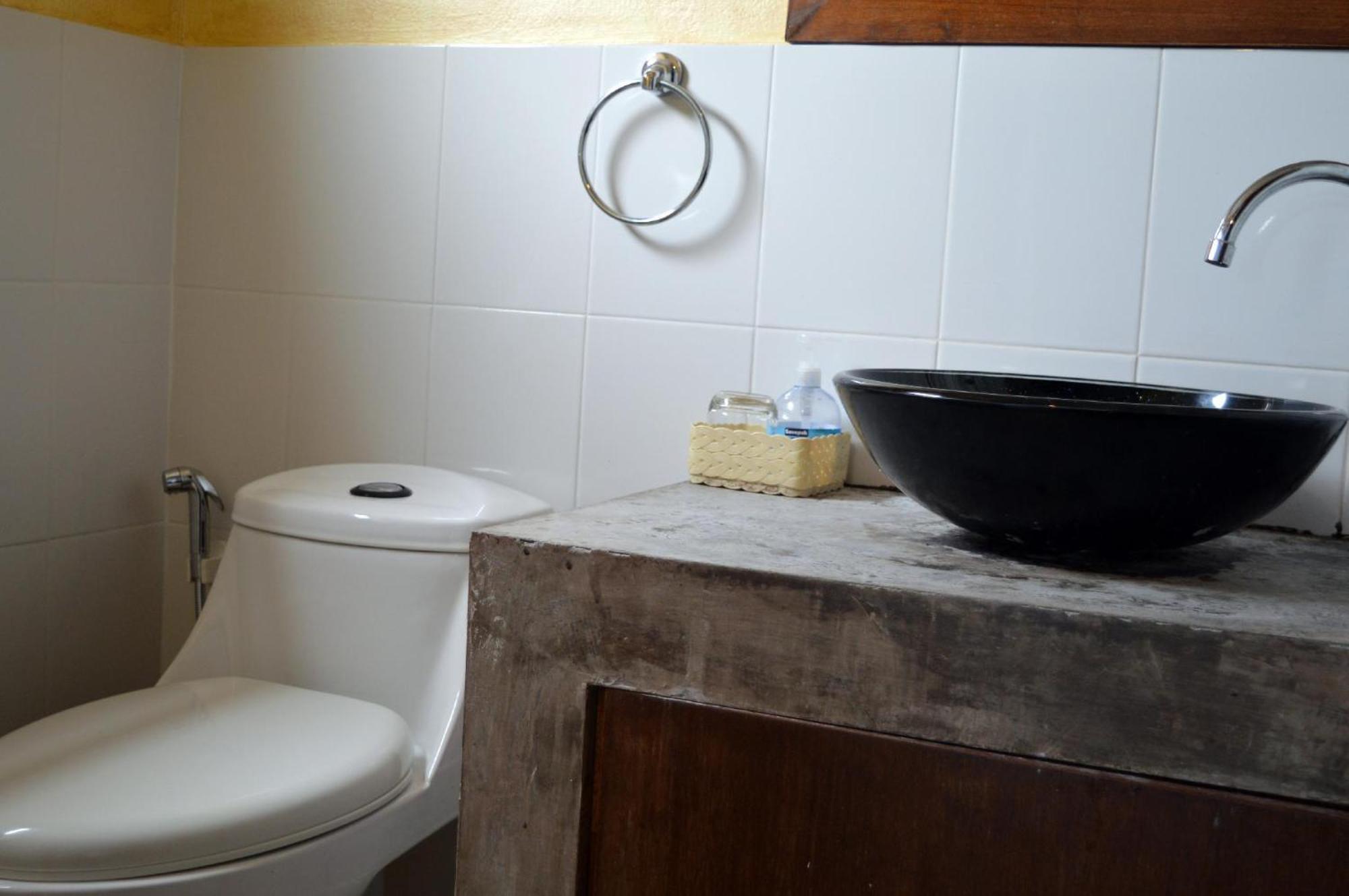 צ'יאנג מאי De Nawarat Chiangmai Boutique Apartment מראה חיצוני תמונה