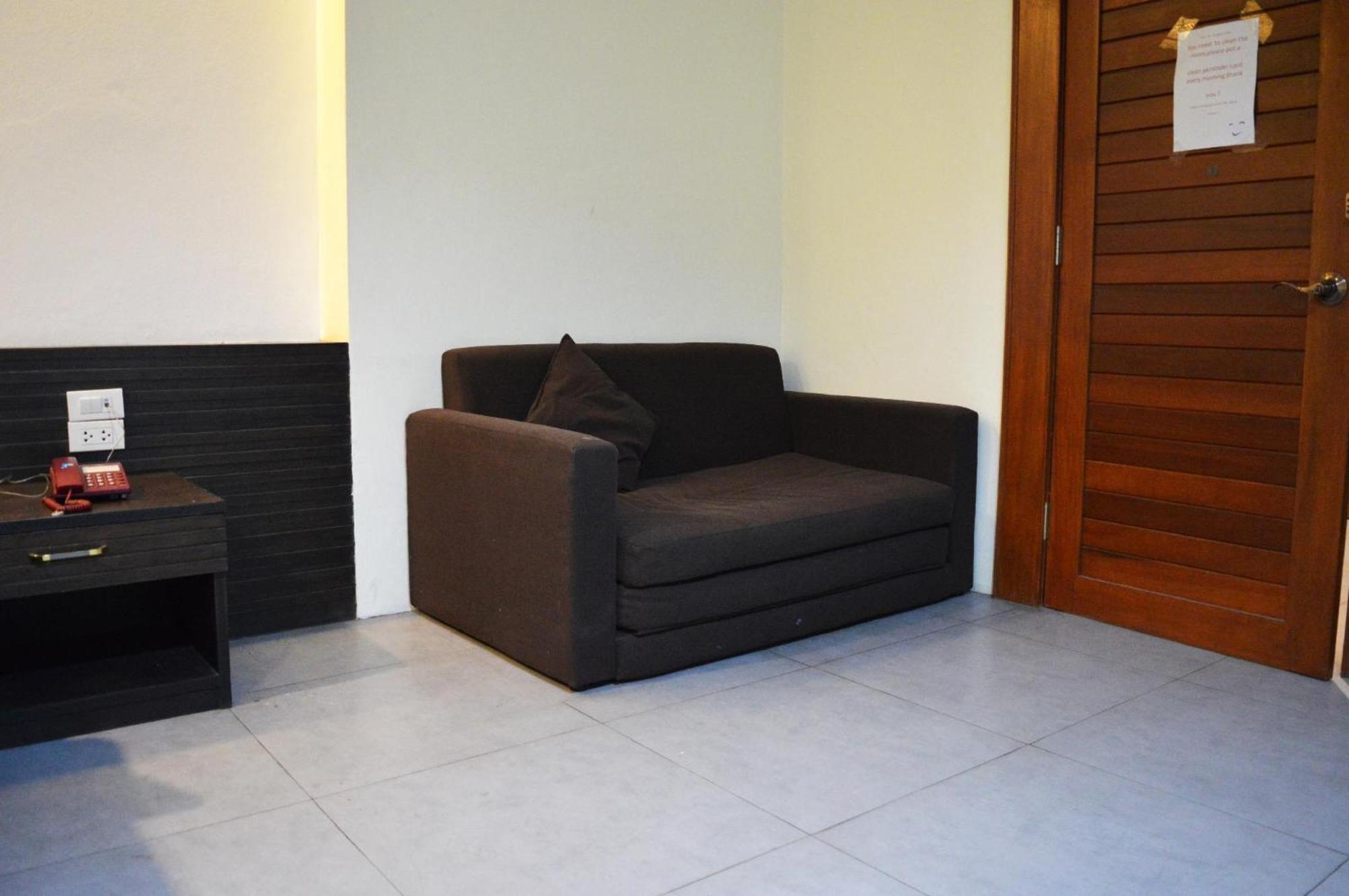 צ'יאנג מאי De Nawarat Chiangmai Boutique Apartment מראה חיצוני תמונה
