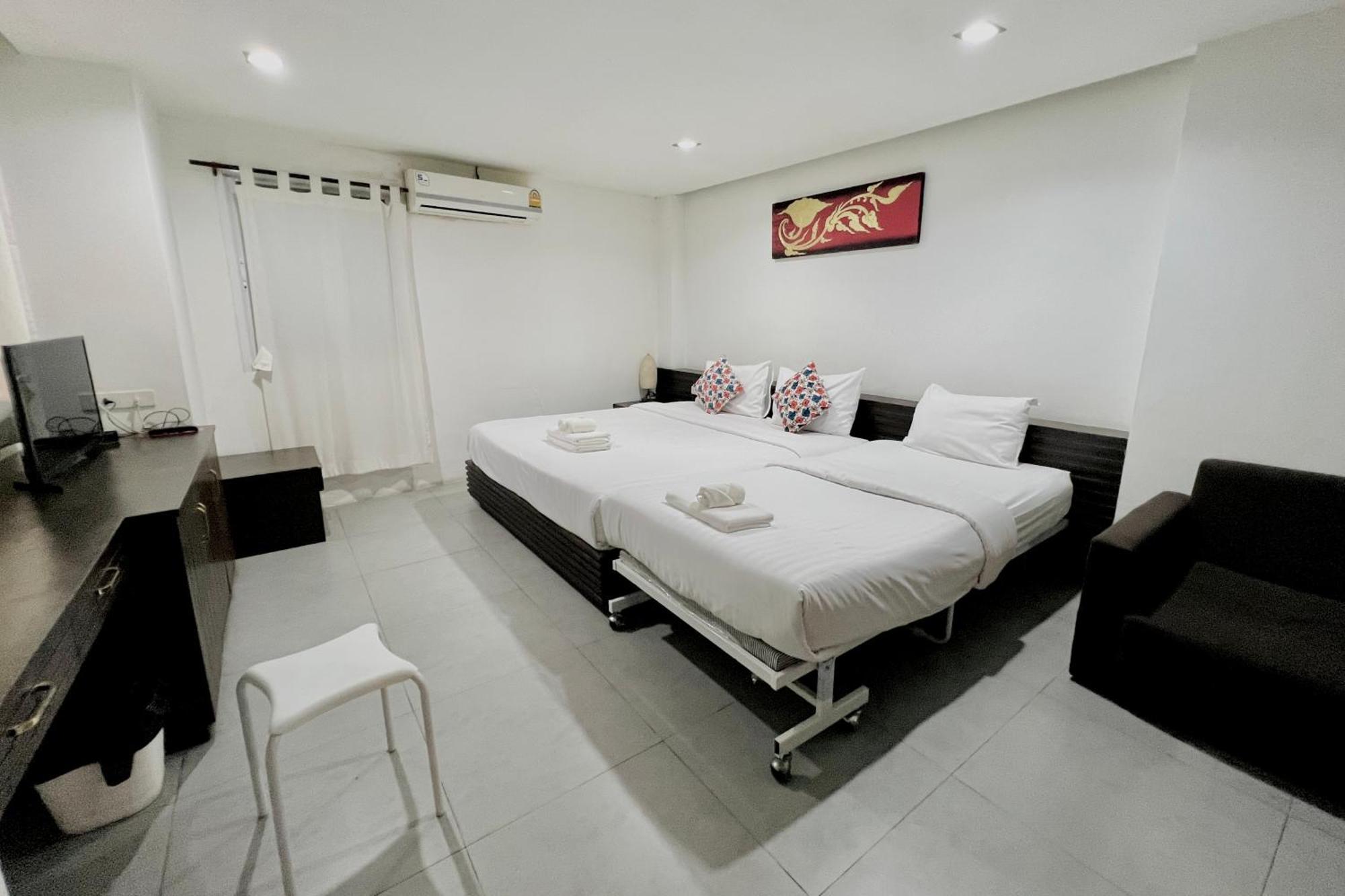 צ'יאנג מאי De Nawarat Chiangmai Boutique Apartment מראה חיצוני תמונה
